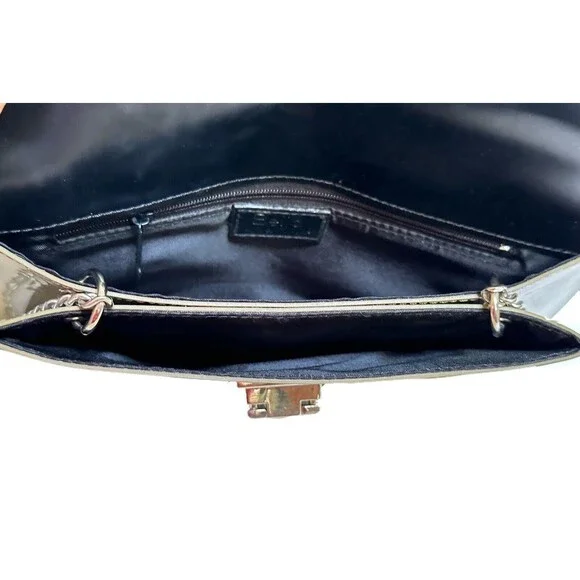 Vintage Beijo Sage Pearl Patent Clutch Shoulder Bag EUC 10x5.25x2 Chain Strap - Picture 8 of 10